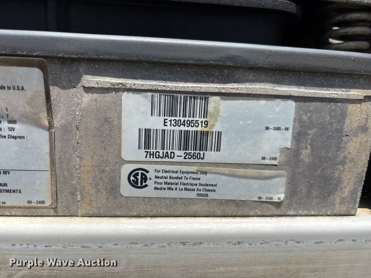 image for item YA3062 2013 Ford F450 Super Duty bucket truck