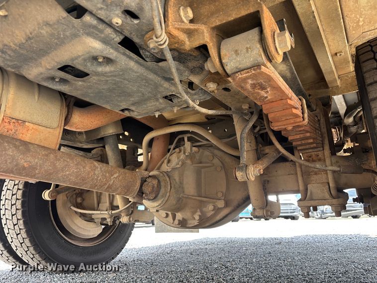image for item YA3062 2013 Ford F450 Super Duty bucket truck