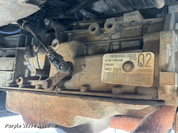 image for item YA3062 2013 Ford F450 Super Duty bucket truck
