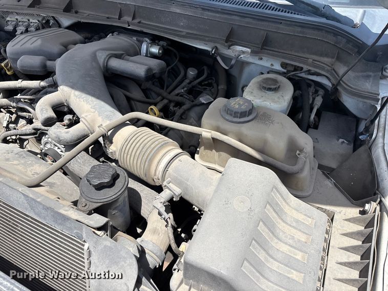 image for item YA3062 2013 Ford F450 Super Duty bucket truck