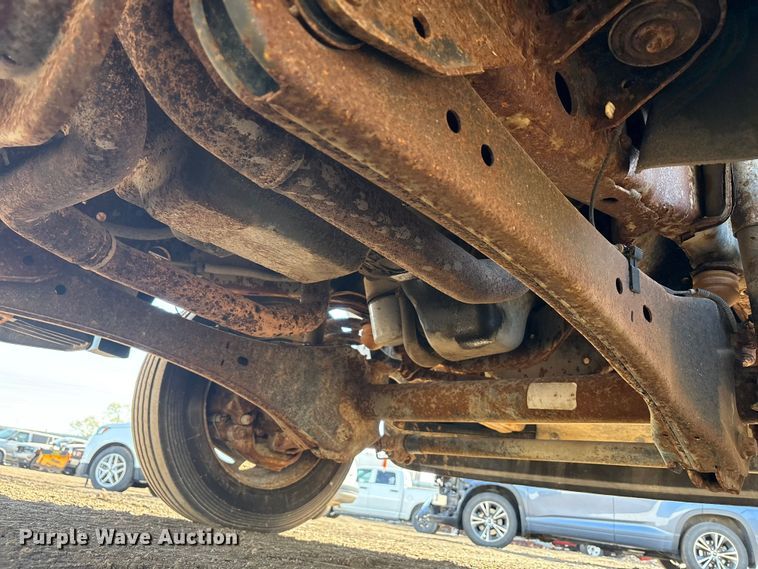 image for item YA3072 2015 Ford F450 Super Duty bucket truck
