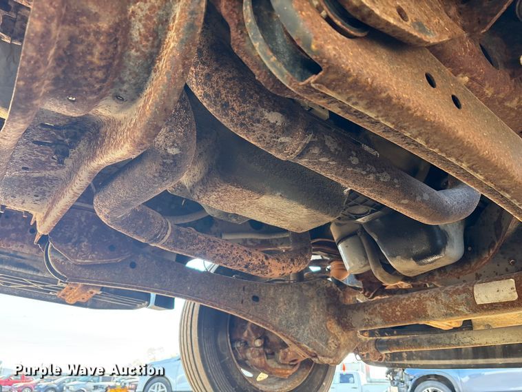 image for item YA3072 2015 Ford F450 Super Duty bucket truck