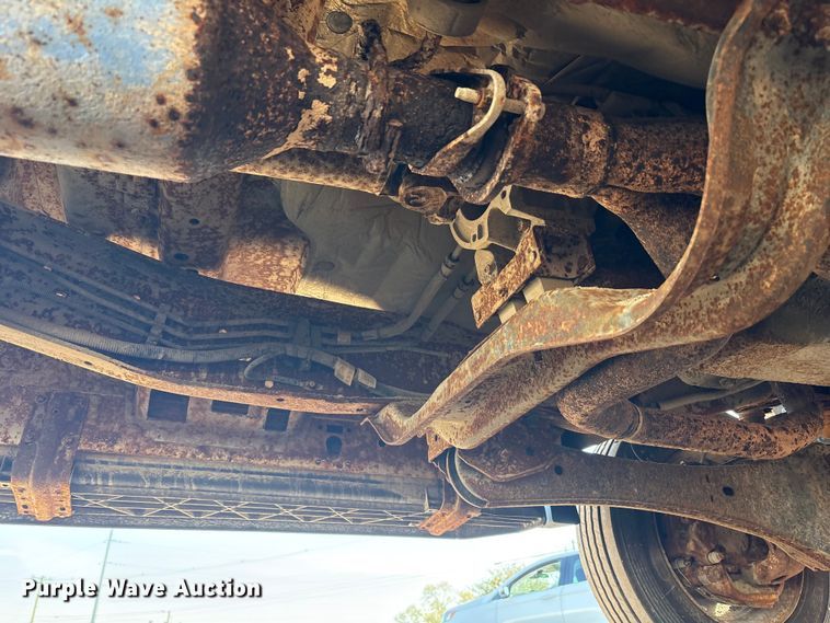 image for item YA3072 2015 Ford F450 Super Duty bucket truck