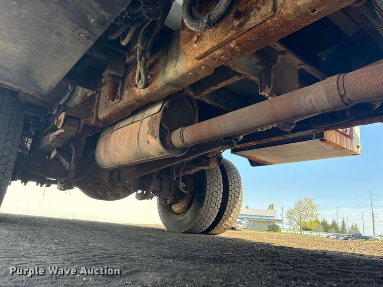 image for item YA3072 2015 Ford F450 Super Duty bucket truck