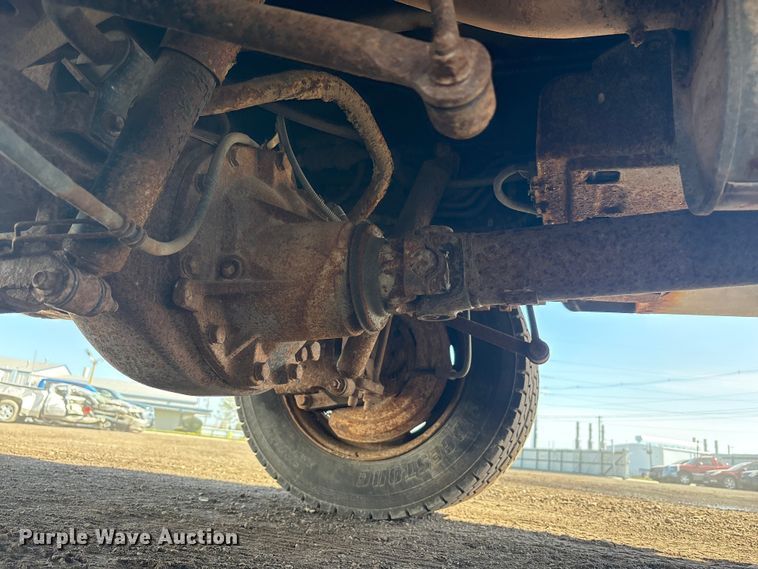 image for item YA3072 2015 Ford F450 Super Duty bucket truck