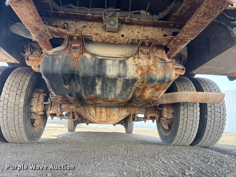 image for item YA3072 2015 Ford F450 Super Duty bucket truck