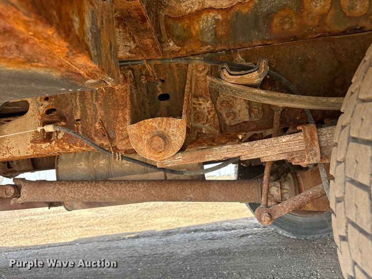 image for item YA3072 2015 Ford F450 Super Duty bucket truck
