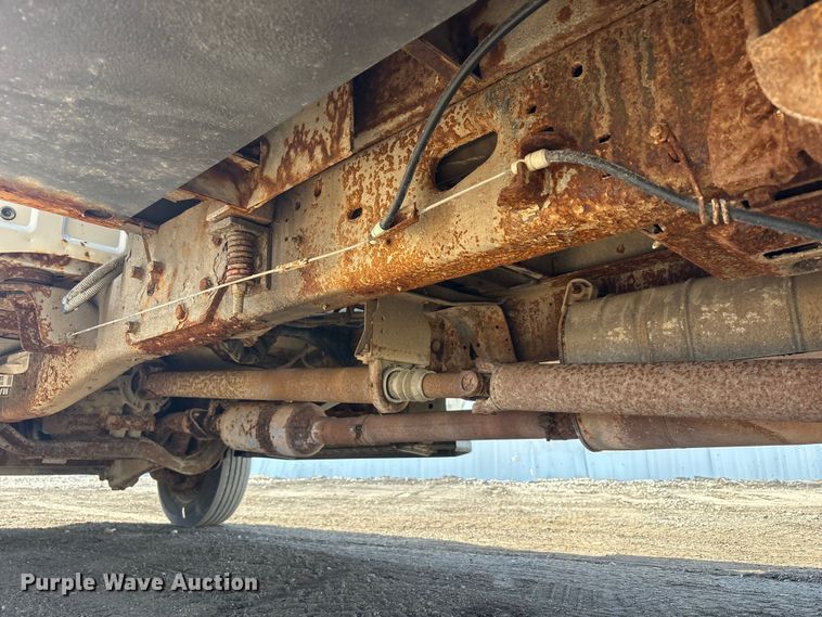 image for item YA3072 2015 Ford F450 Super Duty bucket truck
