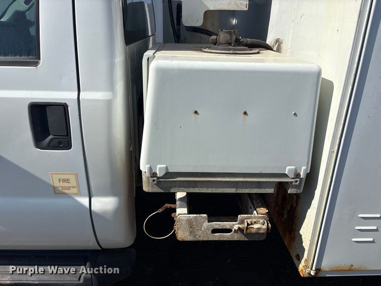 image for item YA3072 2015 Ford F450 Super Duty bucket truck