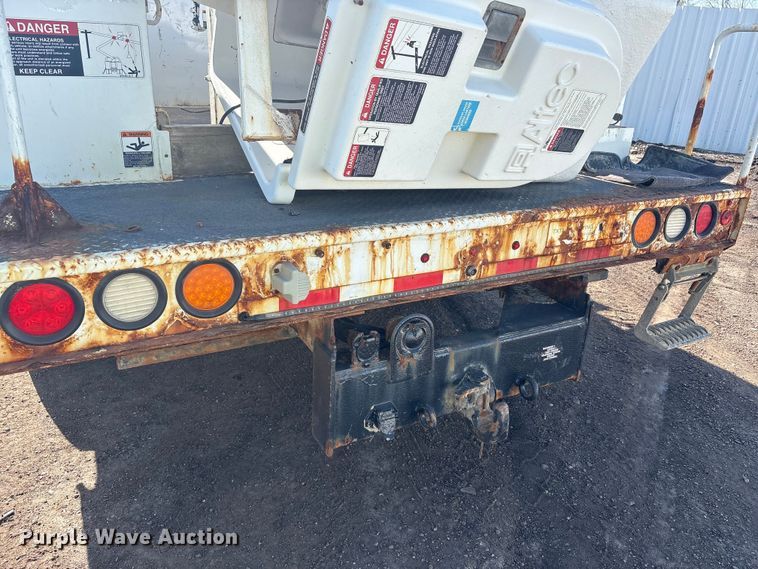 image for item YA3072 2015 Ford F450 Super Duty bucket truck