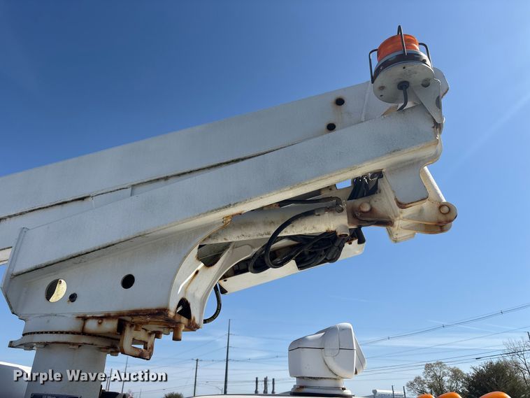 image for item YA3072 2015 Ford F450 Super Duty bucket truck