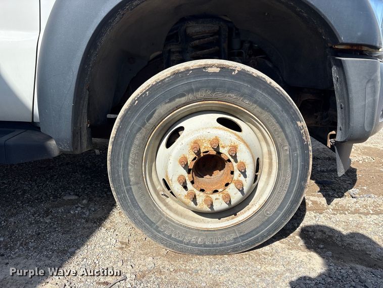 image for item YA3072 2015 Ford F450 Super Duty bucket truck