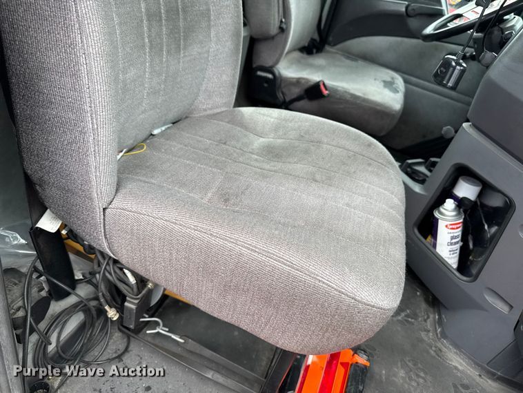 image for item YA3114 2016 Mack CXU613 semi truck