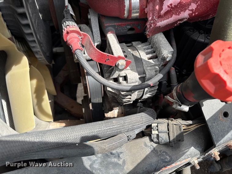 image for item YA3114 2016 Mack CXU613 semi truck