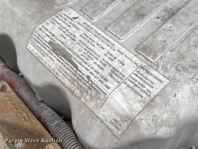 image for item YA3115 2016 Mack CXU613 semi truck