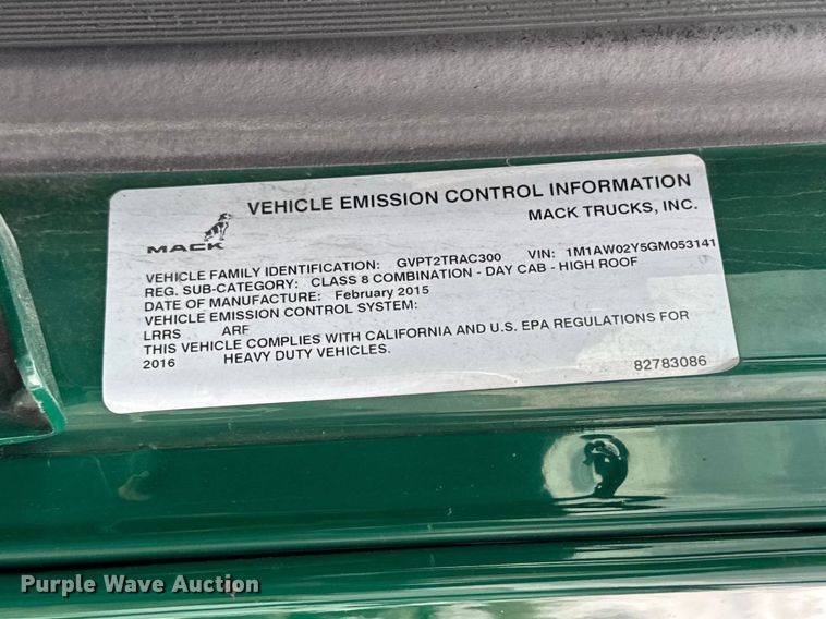 image for item YA3115 2016 Mack CXU613 semi truck