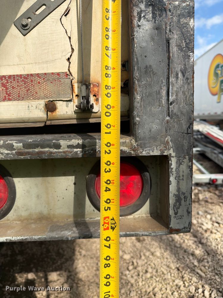 image for item YA3118 2003 Trailmobile dry van trailer