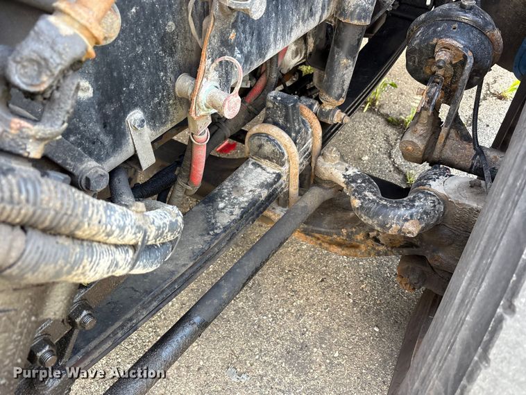 image for item YA3161 2015 Kenworth T880 semi truck