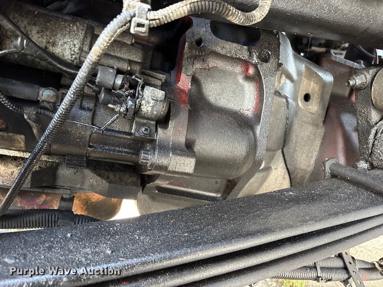 image for item YA3161 2015 Kenworth T880 semi truck