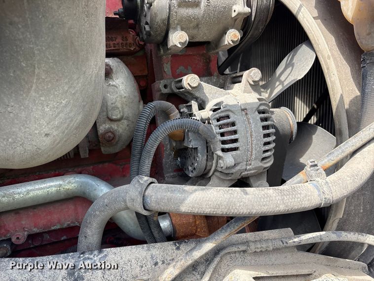 image for item YA3161 2015 Kenworth T880 semi truck