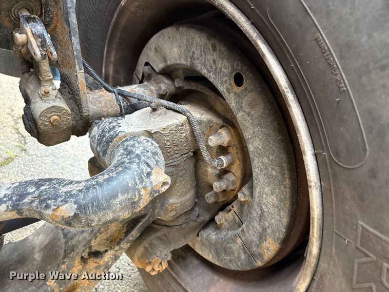 image for item YA3161 2015 Kenworth T880 semi truck