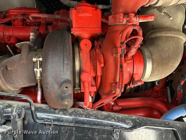 image for item YA3267 2022 Kenworth T880 semi truck