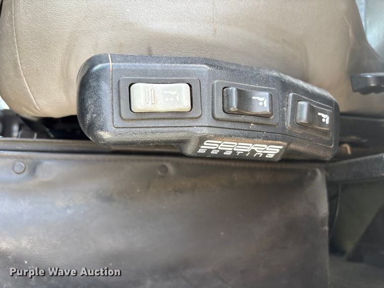 image for item YA3431 2006 Kenworth W900 semi truck