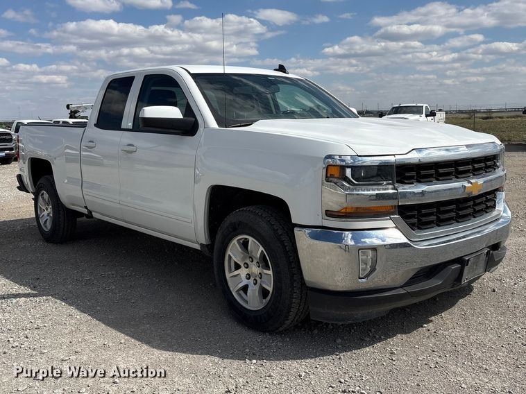 image for item DO5202 2018 Chevrolet Silverado 1500 LS Crew Cab pickup truck