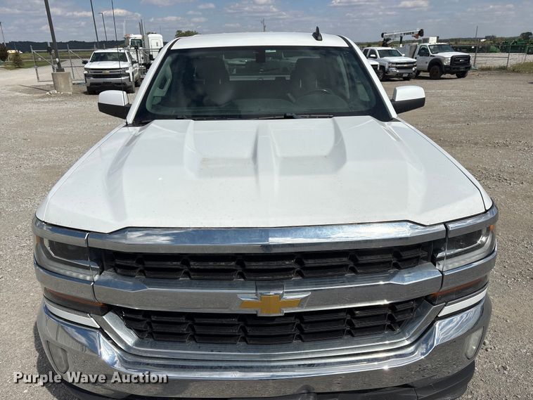 image for item DO5202 2018 Chevrolet Silverado 1500 LS Crew Cab pickup truck