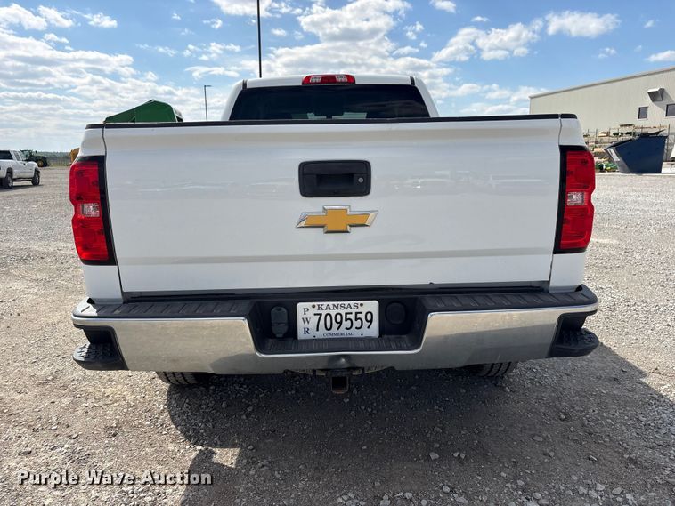 image for item DO5202 2018 Chevrolet Silverado 1500 LS Crew Cab pickup truck