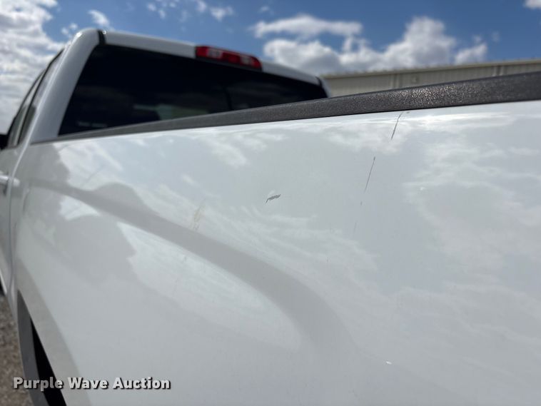 image for item DO5202 2018 Chevrolet Silverado 1500 LS Crew Cab pickup truck