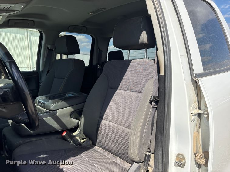 image for item DO5202 2018 Chevrolet Silverado 1500 LS Crew Cab pickup truck