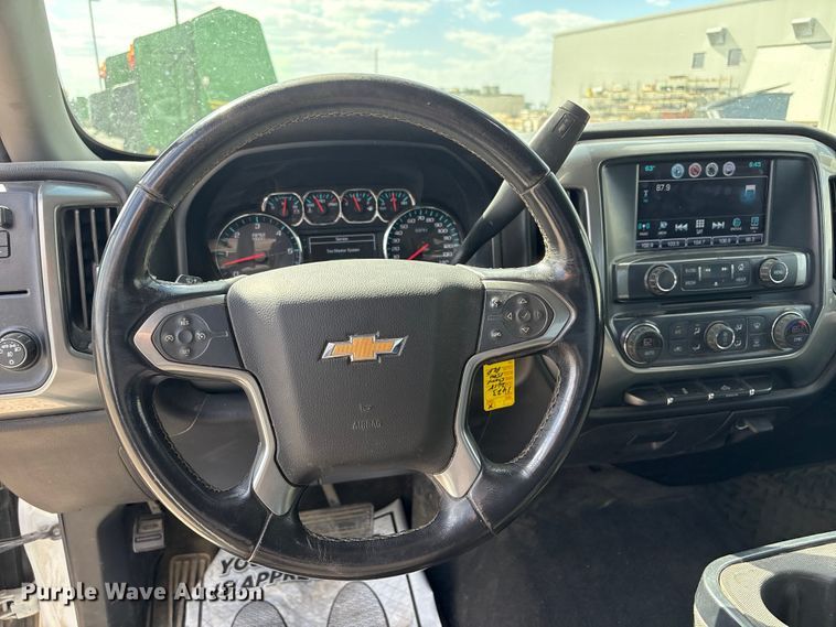 image for item DO5202 2018 Chevrolet Silverado 1500 LS Crew Cab pickup truck