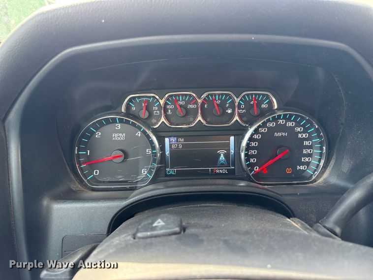 image for item DO5202 2018 Chevrolet Silverado 1500 LS Crew Cab pickup truck