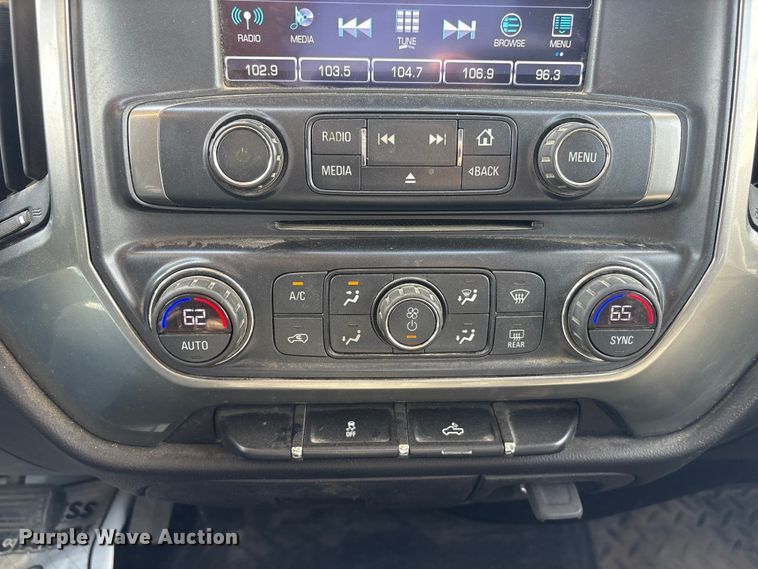image for item DO5202 2018 Chevrolet Silverado 1500 LS Crew Cab pickup truck