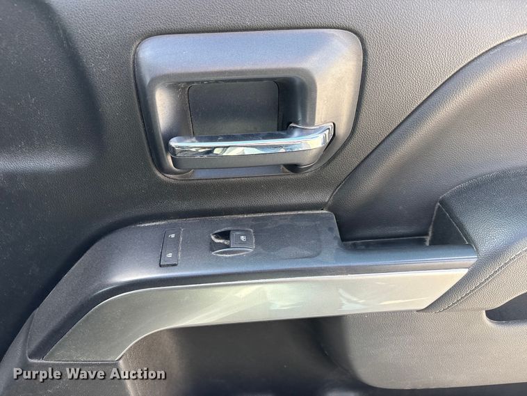 image for item DO5202 2018 Chevrolet Silverado 1500 LS Crew Cab pickup truck