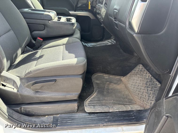 image for item DO5202 2018 Chevrolet Silverado 1500 LS Crew Cab pickup truck
