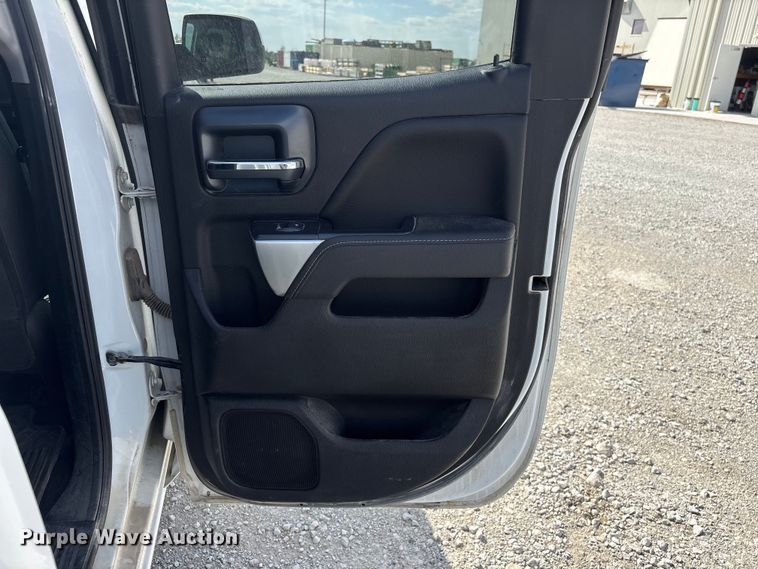 image for item DO5202 2018 Chevrolet Silverado 1500 LS Crew Cab pickup truck