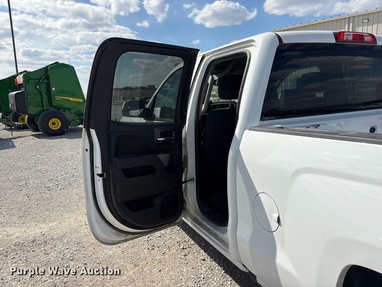 image for item DO5202 2018 Chevrolet Silverado 1500 LS Crew Cab pickup truck