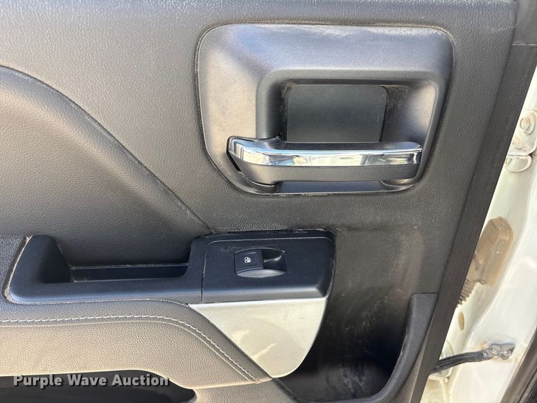 image for item DO5202 2018 Chevrolet Silverado 1500 LS Crew Cab pickup truck