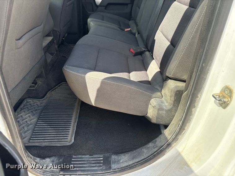 image for item DO5202 2018 Chevrolet Silverado 1500 LS Crew Cab pickup truck