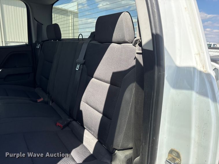 image for item DO5202 2018 Chevrolet Silverado 1500 LS Crew Cab pickup truck