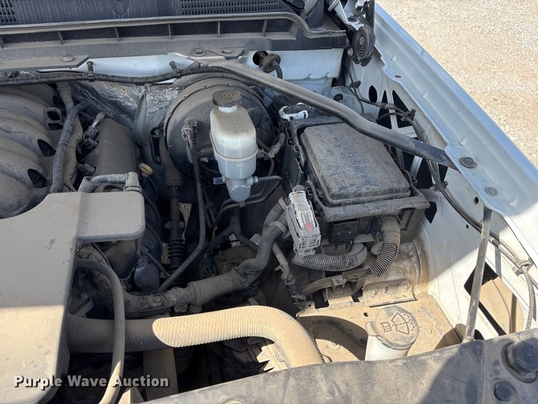 image for item DO5202 2018 Chevrolet Silverado 1500 LS Crew Cab pickup truck