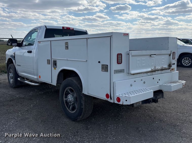 image for item DO5203 2019 RAM 2500 utility bed pickup truck