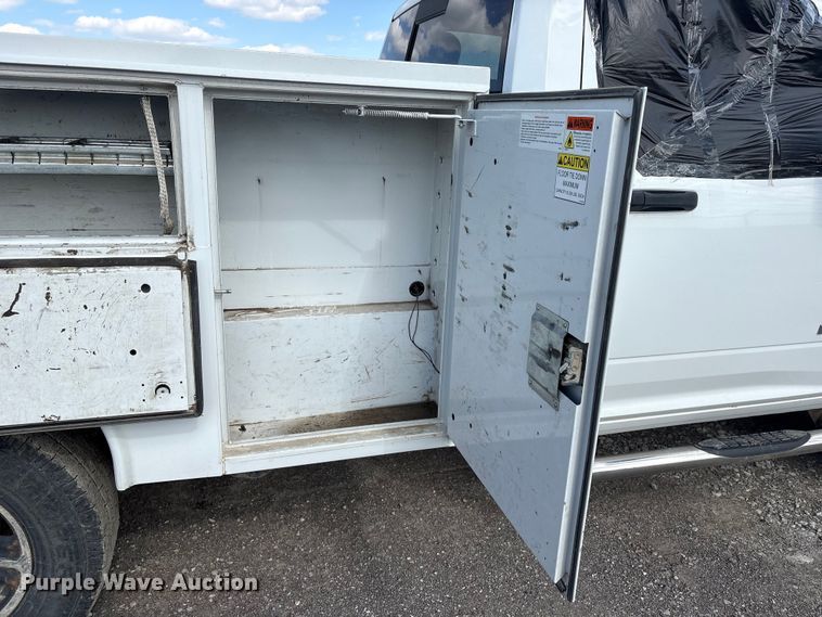 image for item DO5203 2019 RAM 2500 utility bed pickup truck