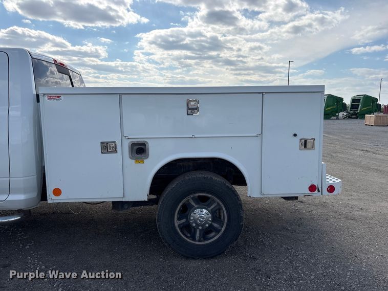 image for item DO5203 2019 RAM 2500 utility bed pickup truck