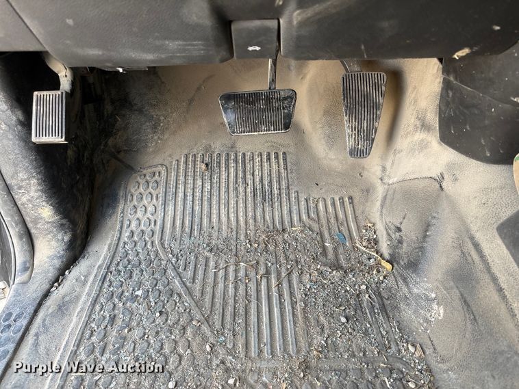 image for item DO5203 2019 RAM 2500 utility bed pickup truck
