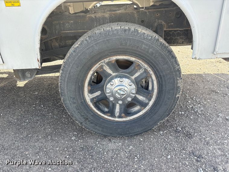 image for item DO5203 2019 RAM 2500 utility bed pickup truck