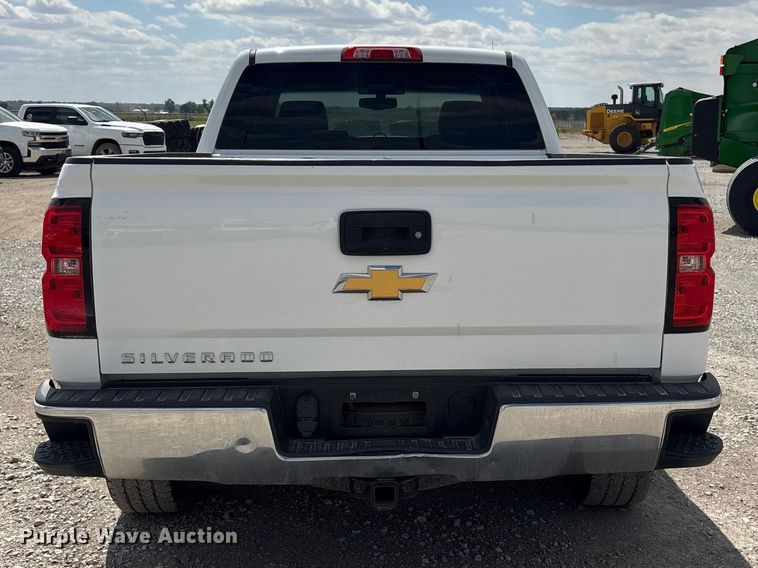 image for item DO5204 2017 Chevrolet Silverado 1500 Crew Cab pickup truck