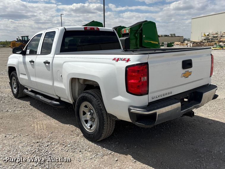 image for item DO5204 2017 Chevrolet Silverado 1500 Crew Cab pickup truck